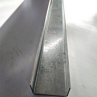 Гибка металла - швеллер из оцинковки
